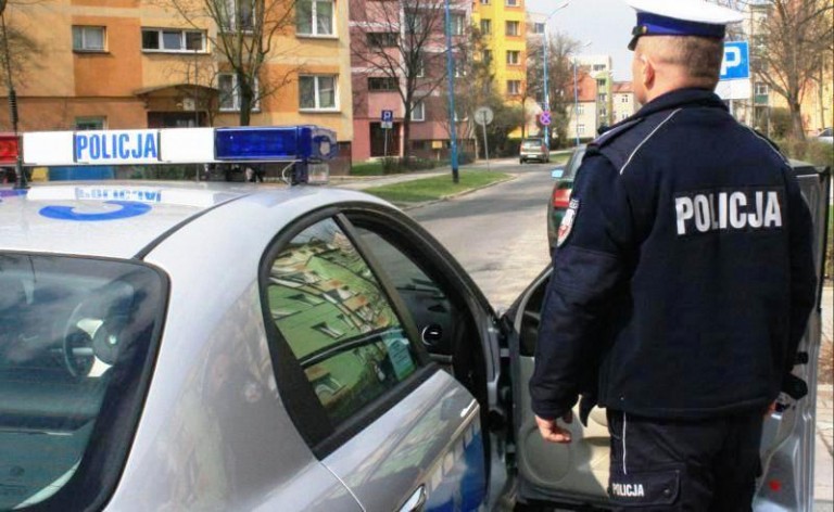 Był pijany, mógł wjechać w dzieci