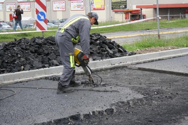 Jak w Lubinie buduje się drogi