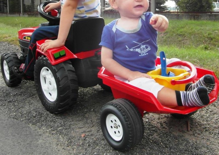 Zboczeniec poluje na dzieci