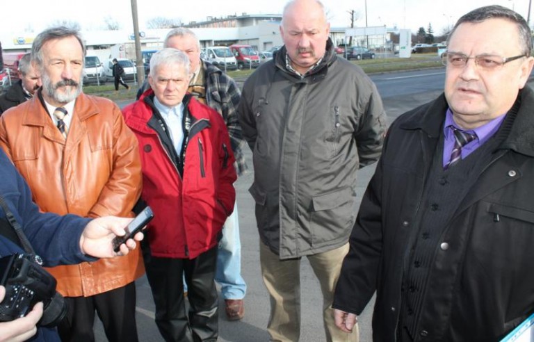 Kierowcy w PKS rozpoczęli protest