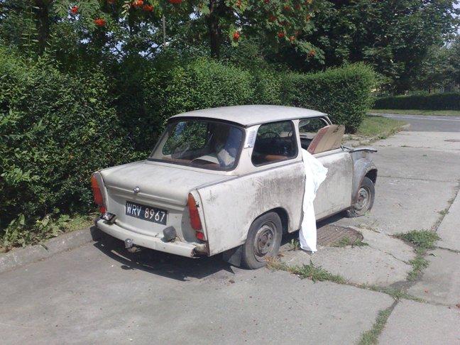 Trabant nagle zniknął!