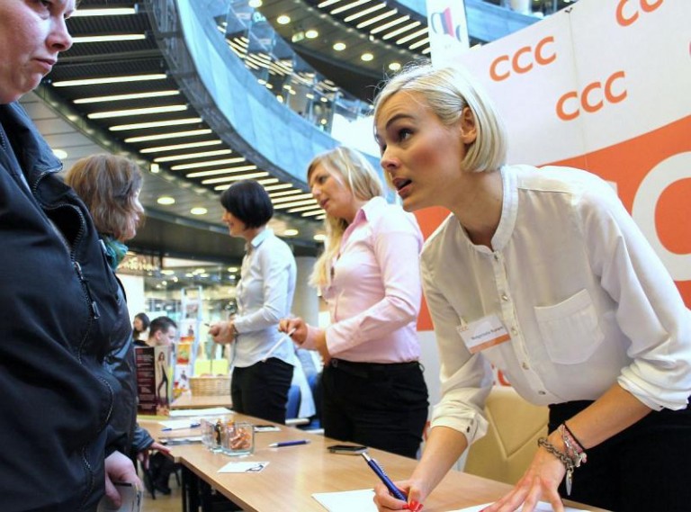 Chcą pracować w wojsku i w CCC