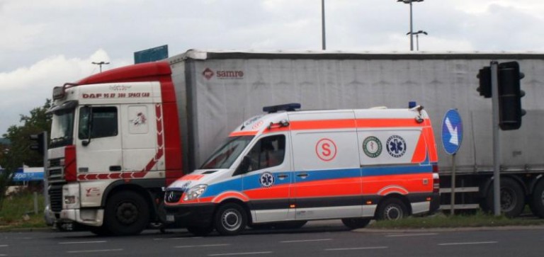 Tir staranował kobietę (FOTO)