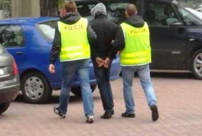 Złodziej grasował w nocy w centrum