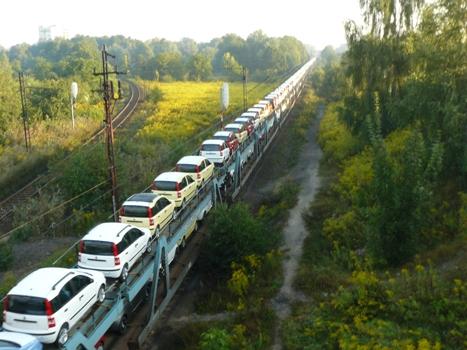 Kamienie znów poszły w ruch