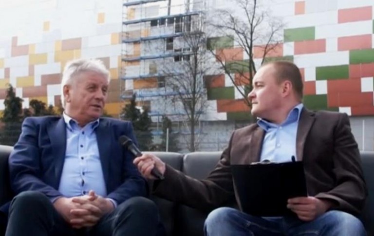 Kulesza kontra internauci