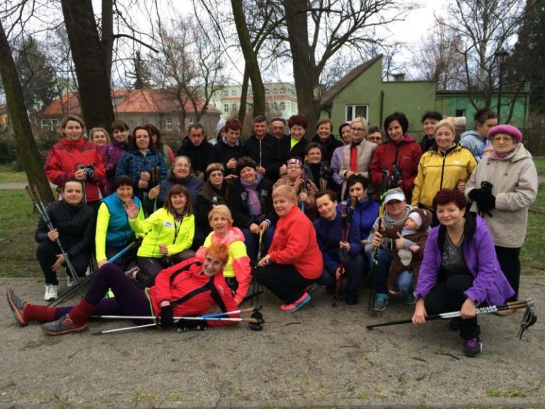 Trenują nordic walking