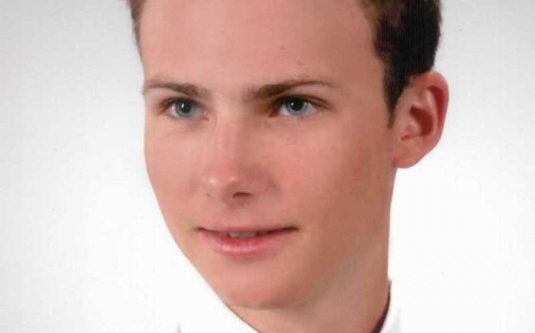 Badają tajemniczą śmierć 20-latka