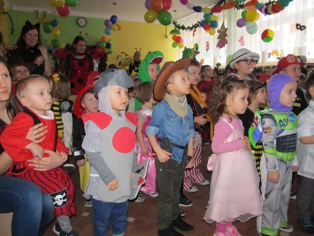 Karnawałowy bal optymistów