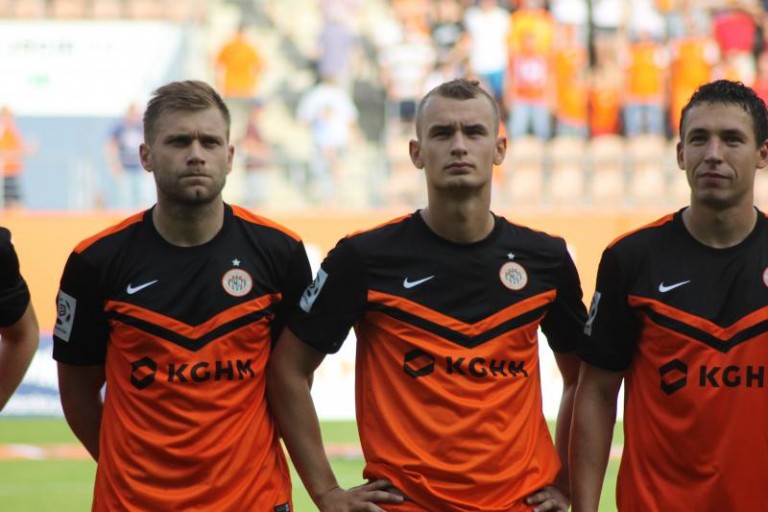 Na Koronę z odpowiednią strategią