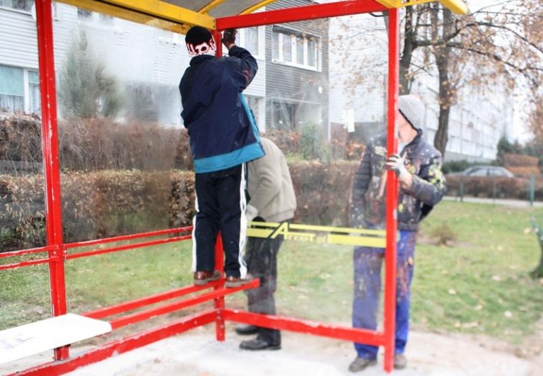 Miasto szykuje przystanki na zimę