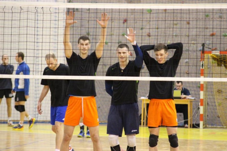 Małe derby dla Cuprum