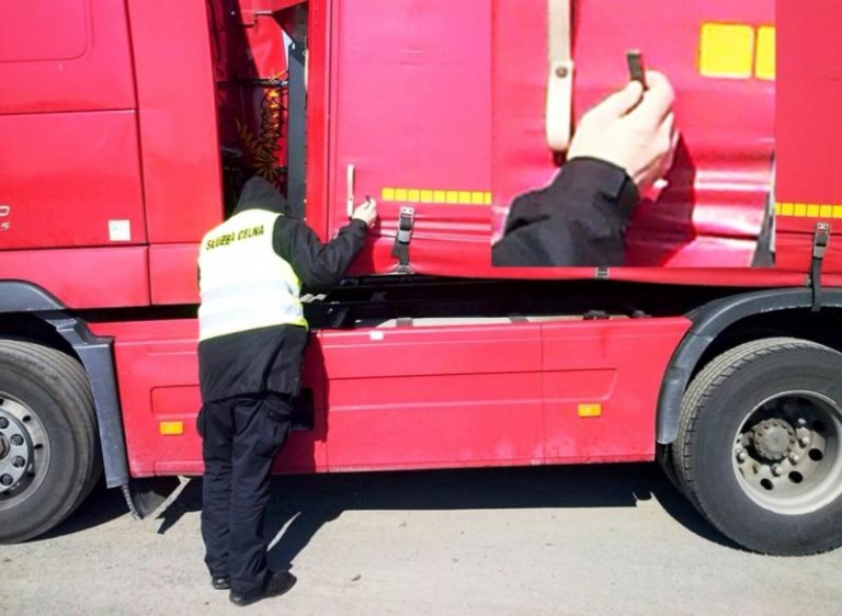 TIR-owcy pod lupą izby celnej