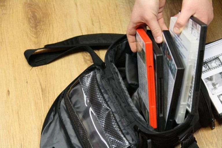 Nastoletni złodzieje, amatorzy gier