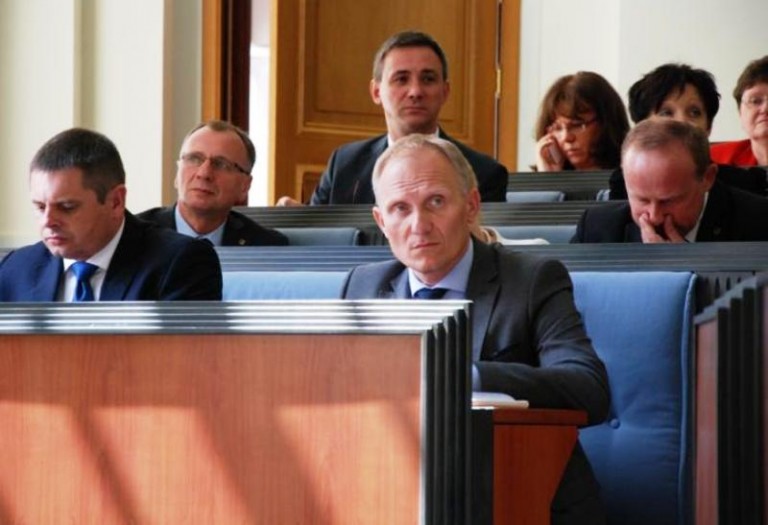 Strona za grube miliony