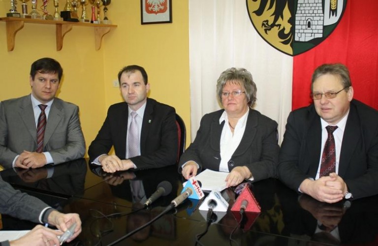 Do Brukseli po pomoc