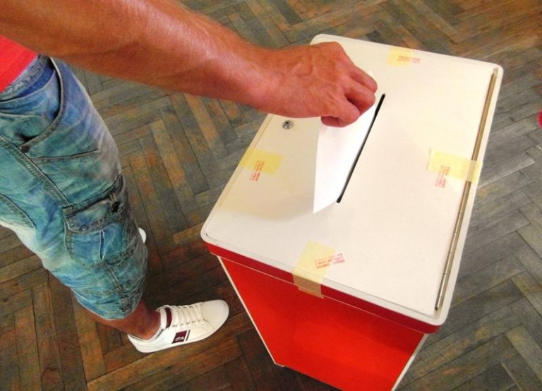 Rada zostaje. Zabrakło frekwencji