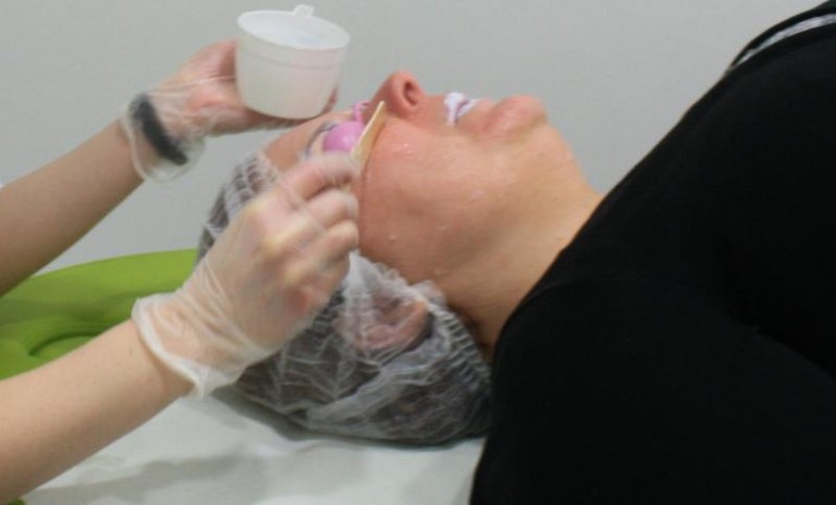 Praca czeka na człowieka