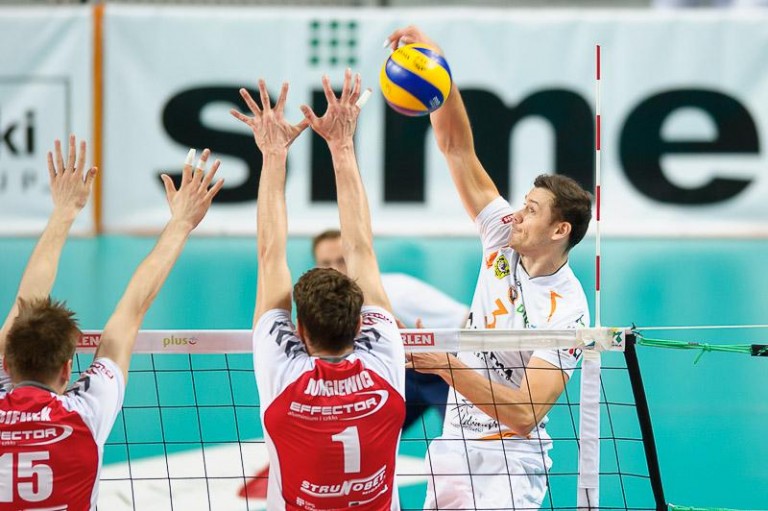 Cuprum zagra z Effectorem Kielce