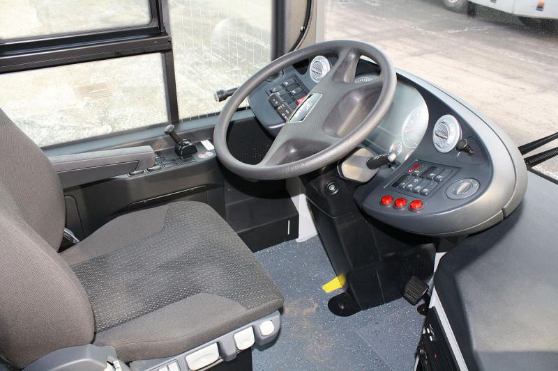 Potrzeba kierowców i mechaników