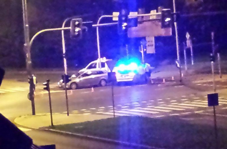 Zderzyli się na środku skrzyżowania