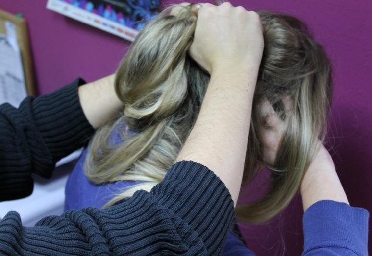 Zgwałcili, a na koniec chcieli zabić