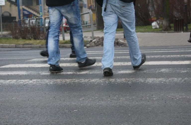 Piesi i rowerzyści w niebezpieczeństwie