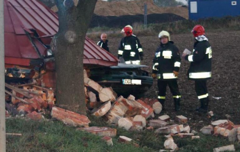Jechał za szybko, dlatego zginęli