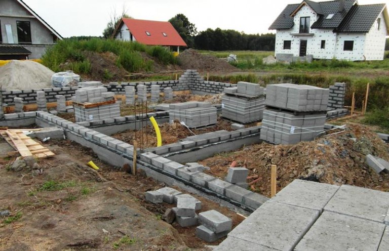 VAT oddadzą tylko młodym