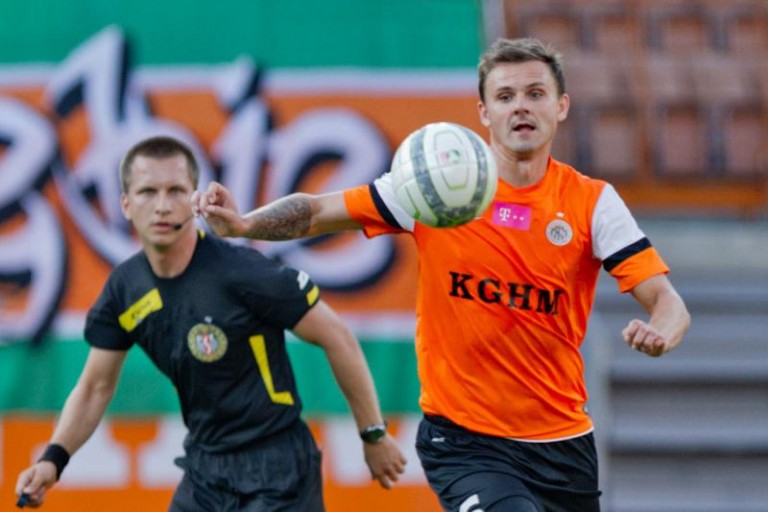 Arek załatwił Arkę. Zagłębie wygrywa 3:0