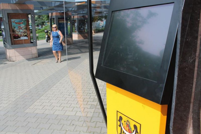 Są już infokioski, czekamy na internet