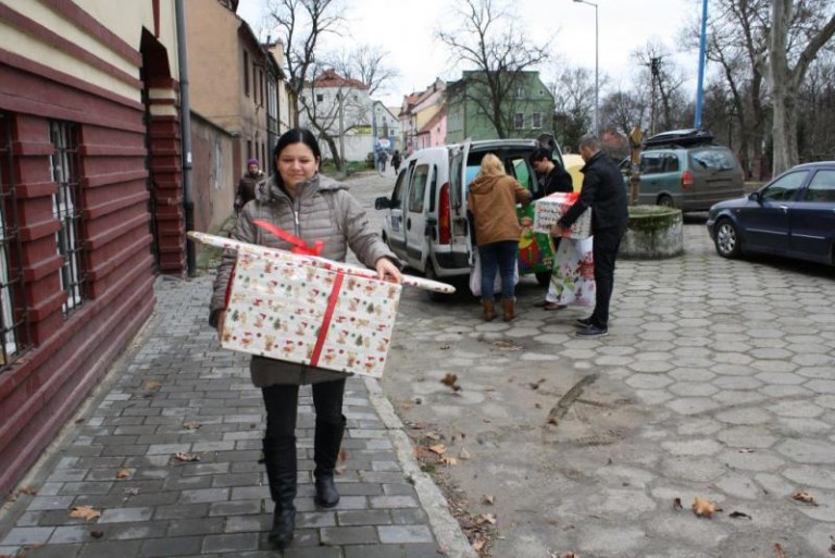 Prezenty już w Ścinawie