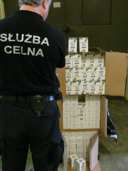 Leki z nielegalnej apteki