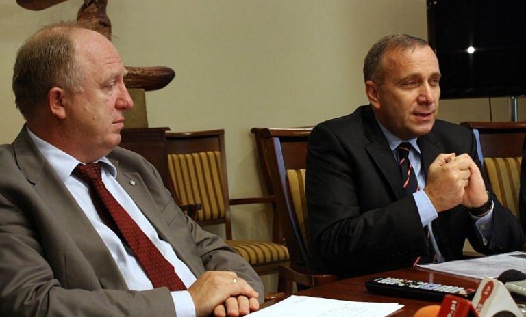 Kiedyś obiecywał Tusk, teraz Schetyna