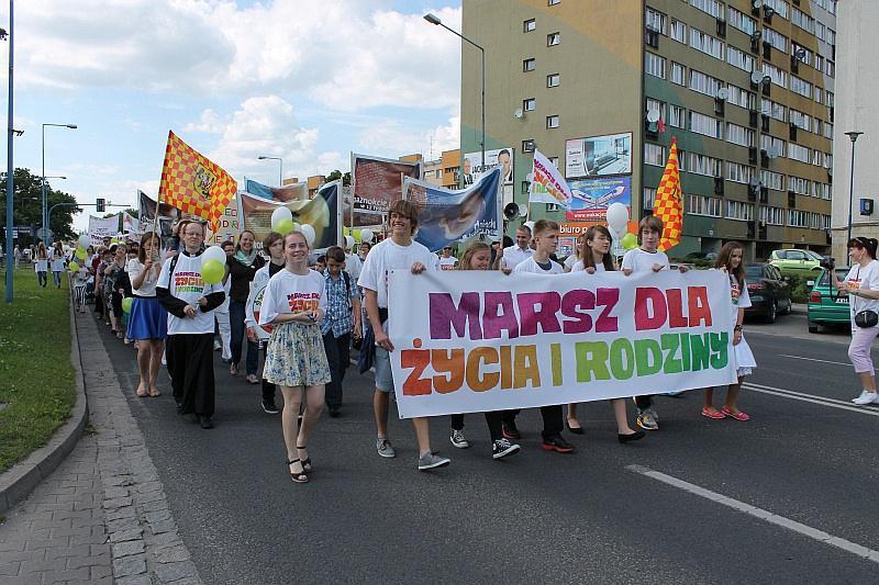 Pomaszerują w rodzinnym manifeście