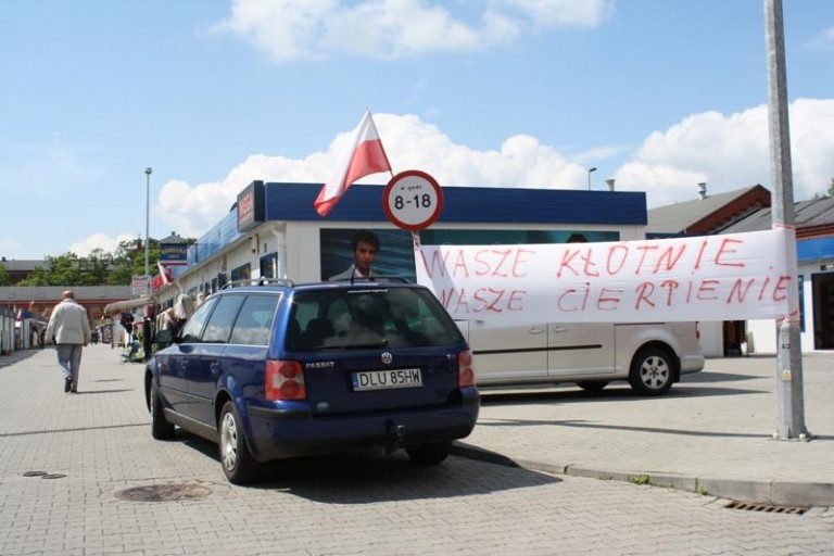 Kupcy czekają na reakcję powiatu