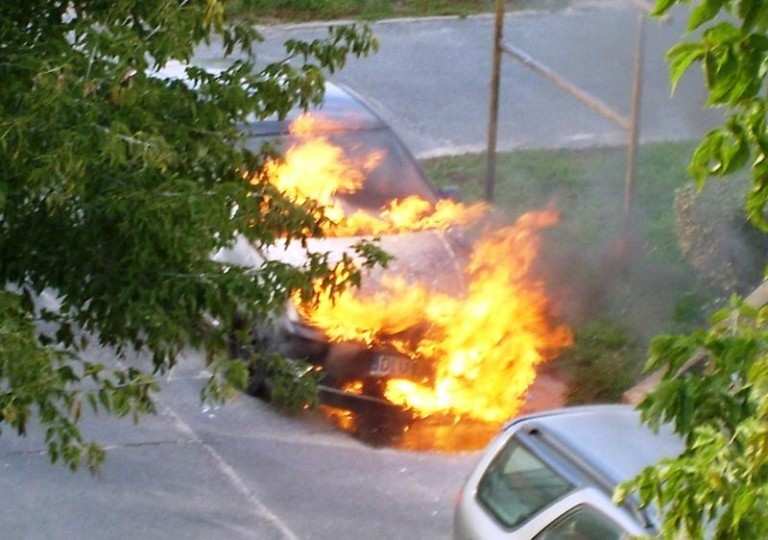 Na Polnym spalił się samochód