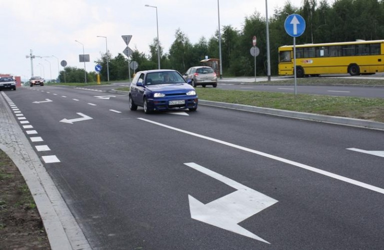 Chcą więcej na drogi