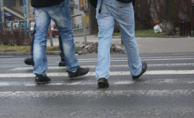 Potrącony na pasach trafił do szpitala