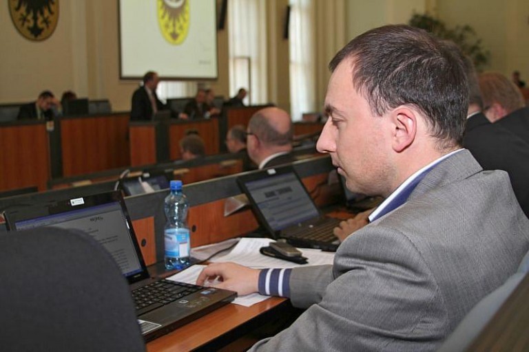 I województwo przeciwko