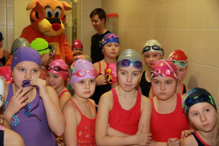 Wyjątkowe zawody dla młodych pływaków