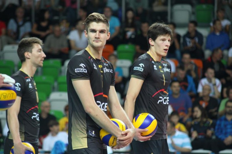 Utrzeć nosa Skrze Bełchatów