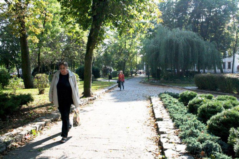 Odnawiają lubińskie parki