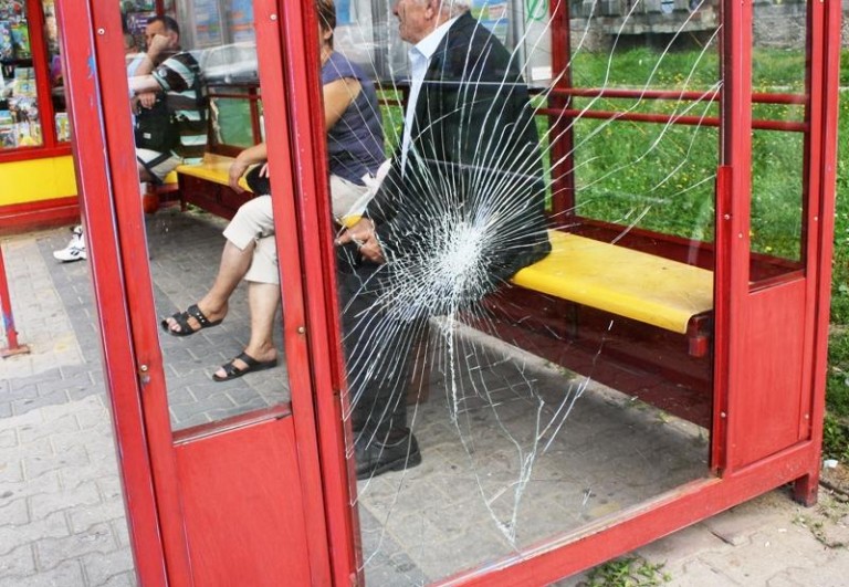 Zdemolowali, bo trochę ich poniosło