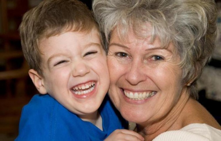 Złóż życzenia babci – wygraj bilet