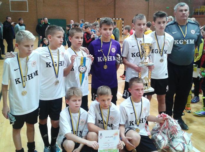 Młodzi piłkarze na medal