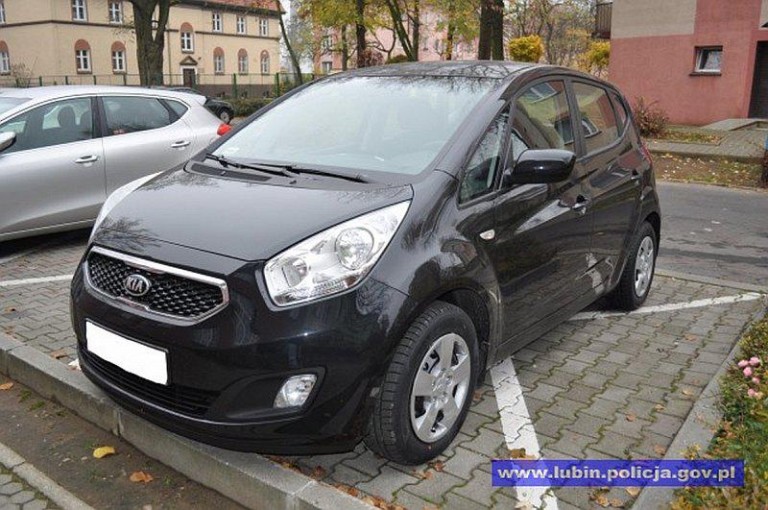 Policjanci mają nowe tajniackie auto