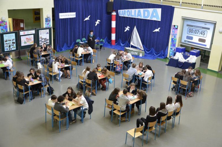 SP 10 najlepsza w „Karoliadzie”