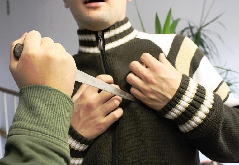 Od kłótni do dźgnięcia nożem