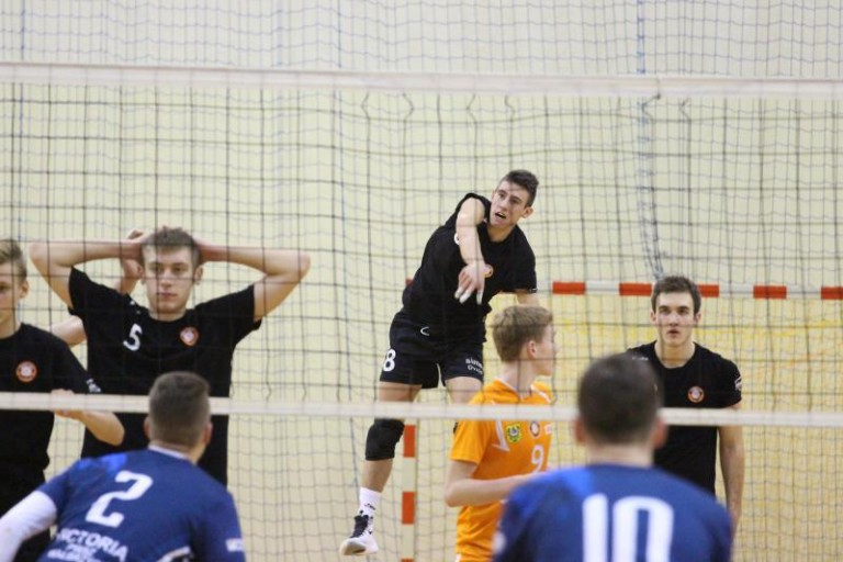 Juniorzy Cuprum z pewnym zwycięstwem
